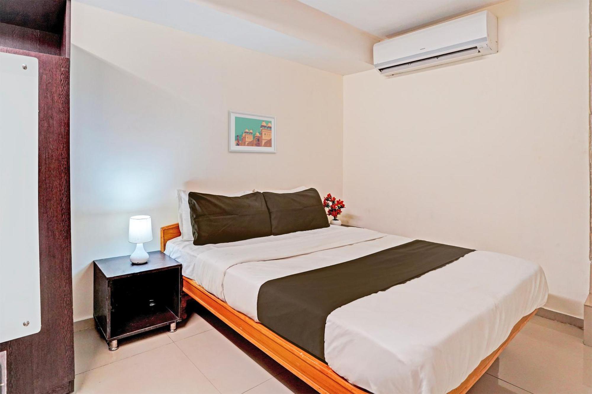 Hotel O Himalaya Inn Ahmadabad Zewnętrze zdjęcie