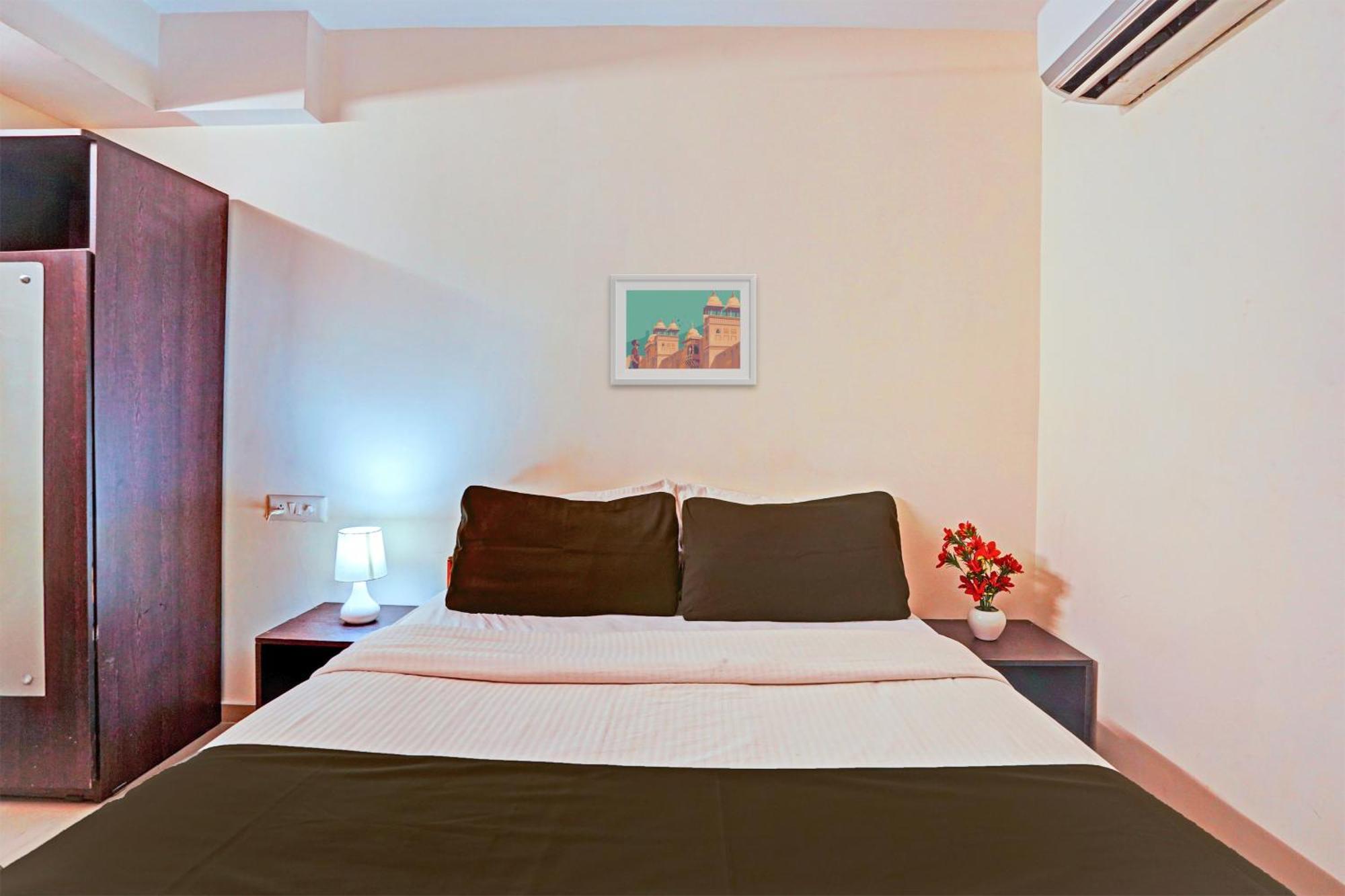 Hotel O Himalaya Inn Ahmadabad Zewnętrze zdjęcie